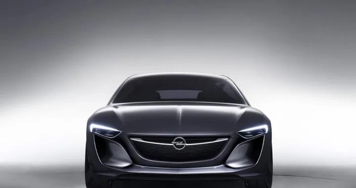 Opel Insignia: la nuova generazione nel 2017
