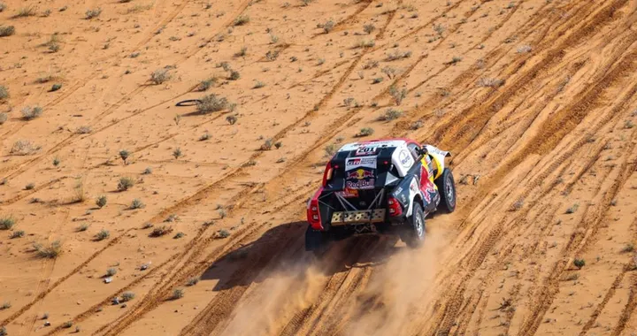 Dakar | Tappa 8 Auto: Ekstrom porta alla vittoria Audi. Che lotta tra Al-Attiyah e Loeb