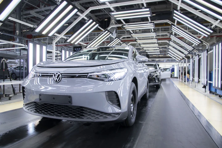 Volkswagen fa cassa per finanziare l’elettrico: ceduto il 51% di Everllence
