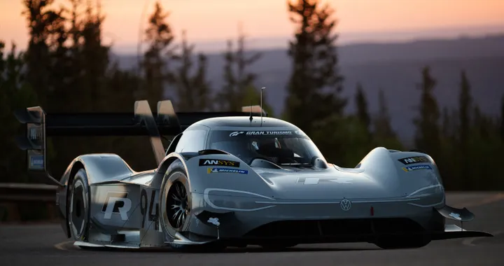 Volkswagen Motorsport, addio benzina: focus solo su elettrico