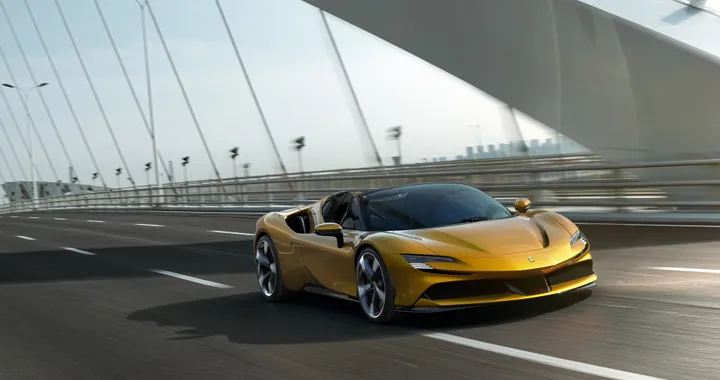 Ferrari: la sua prima elettrica debutterà nel 2025