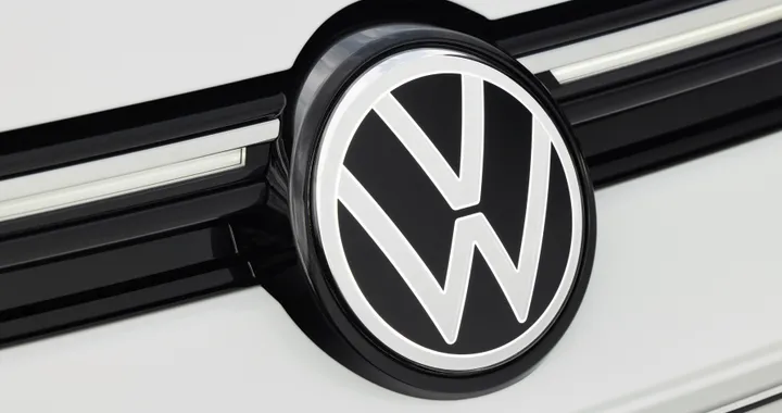 Volkswagen e Xpeng portano la piattaforma CEA anche sui modelli a benzina e ibridi plug-in