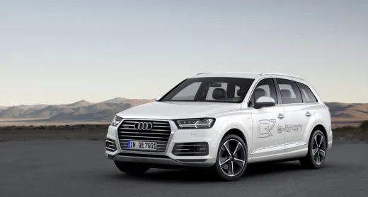 Audi Q7 e-tron: il SUV ibrido in video