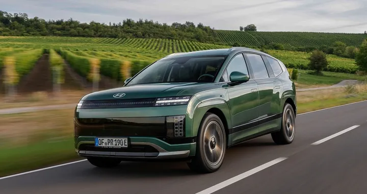 Hyundai lancia la formula di noleggio a lungo termine per la Ioniq 9