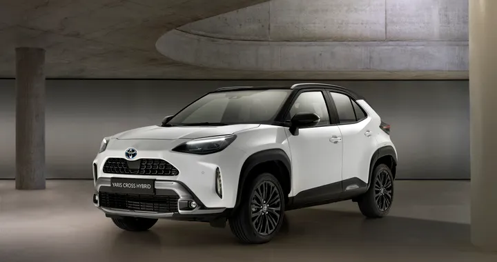 Toyota Yaris Cross: ecco le nuove versioni Adventure e Premiere