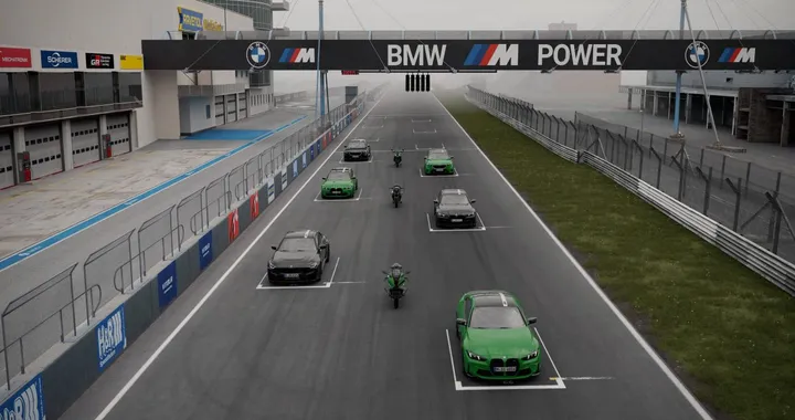 BMW celebra i 100 anni del Nürburgring: nove modelli speciali tra auto e moto