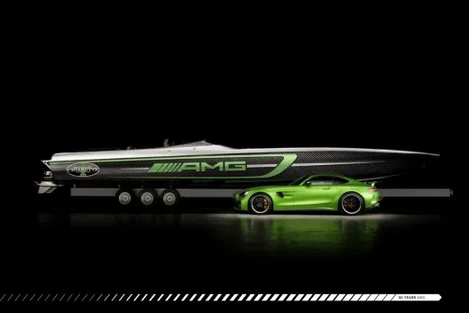 Mercedes-AMG e Cigarette Racing: una barca speciale per i 10 anni insieme