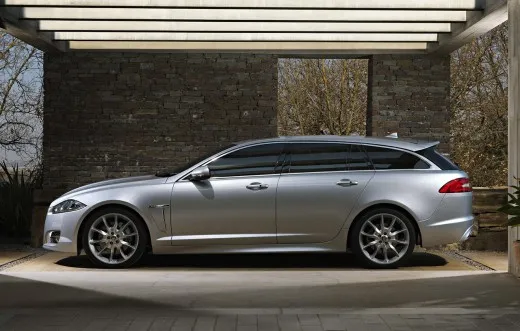 Jaguar XF Sportbrake: tutt'altro che cancellata