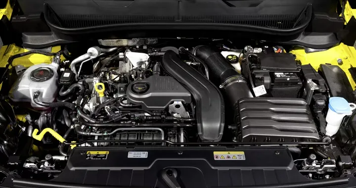 Volkswagen rettifica, il motore 1.0 TSI va avanti: lunga vita al 3 cilindri