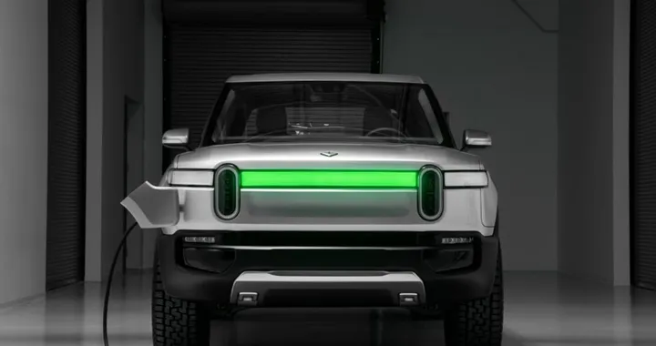 Amazon investe 700 milioni nelle auto elettriche di Rivian