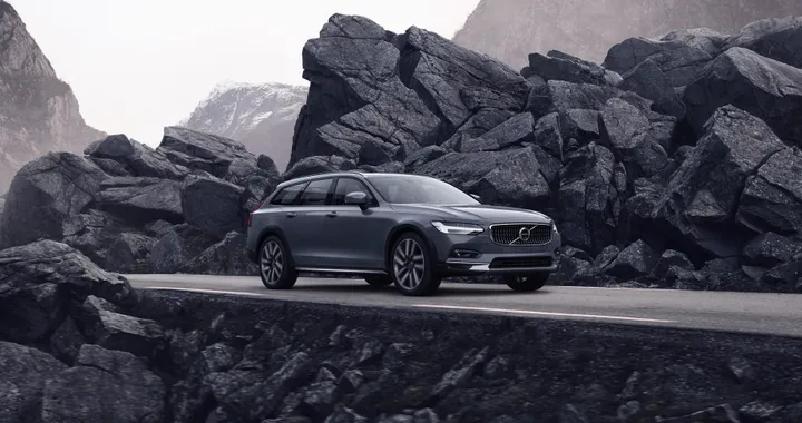 Volvo S90 e V90 2020: con il restyling arriva il mild hybrid