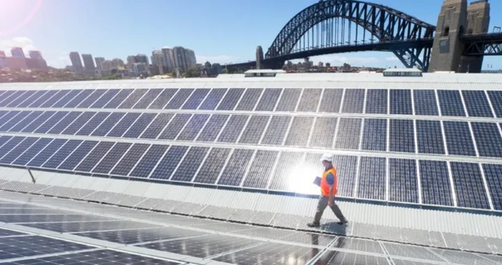 Terna, a luglio i consumi elettrici in aumento del 2,2%. Fotovoltaico da record