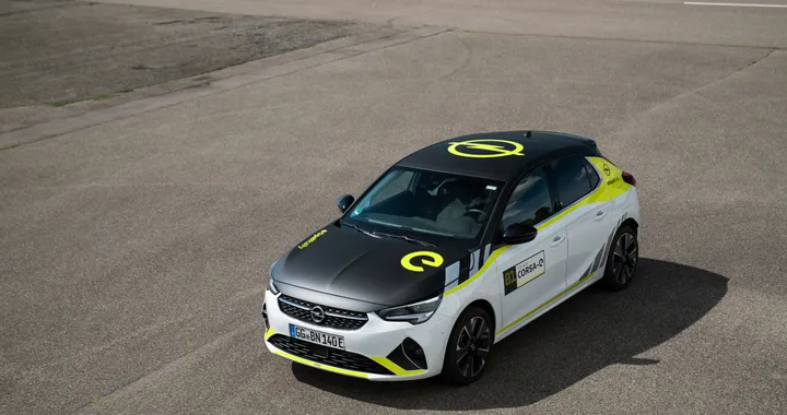 Opel Corsa-e si &quot;veste&quot; da auto da rally grazie al Rally Design Kit