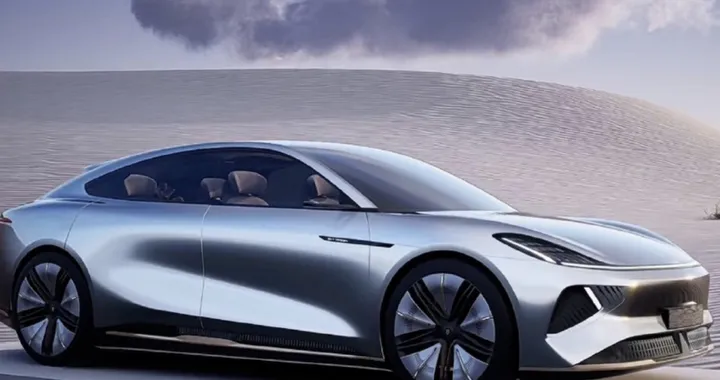Skywell Skyworth Skyhome, in Cina debutta una nuova berlina elettrica di lusso