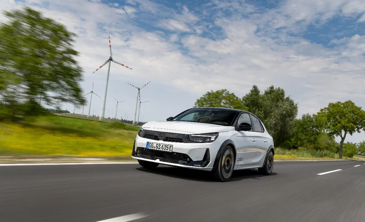 Opel rilancia la sigla GSE: la nuova Corsa elettrica parte da 39.900 euro