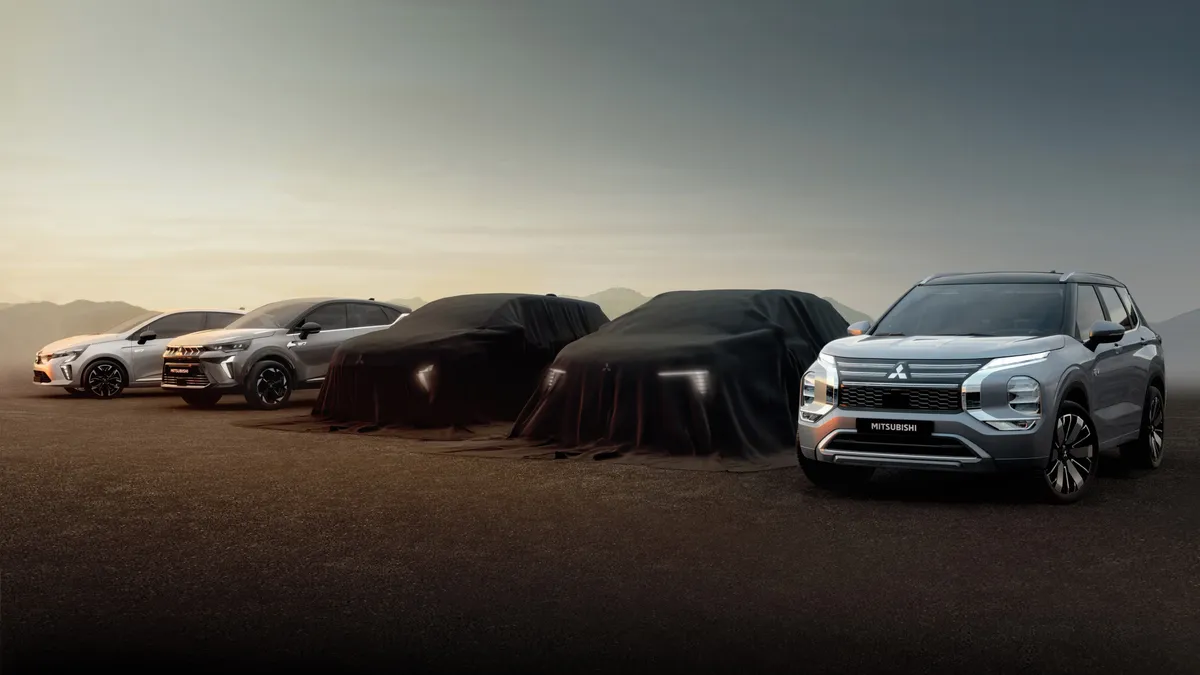 Mitsubishi si defila da Ampere ma l'Alleanza con Renault resiste (per ora)