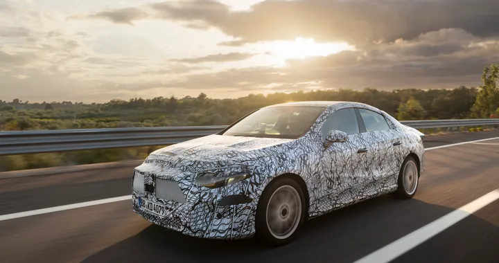 Nuova Mercedes CLA punta sull'efficienza. Elettrica e con un nuovo ibrido