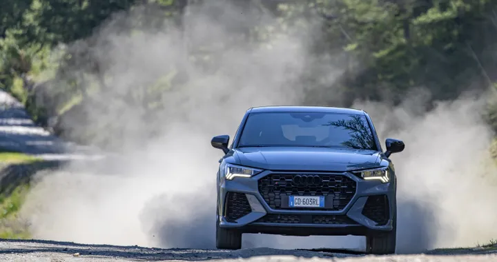 Audi Q3 e Q3 Sportback si noleggia (anche privati) da 519 euro: diesel, benzina o PHEV