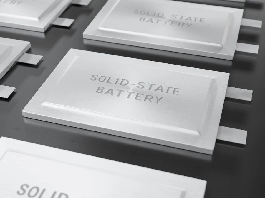 Anteprima: BYD brevetta un nuovo elettrolita per le batterie allo stato solido