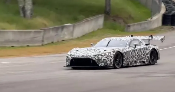 Lexus GR GT3 a Laguna Seca. Il motore ha un sound pazzesco