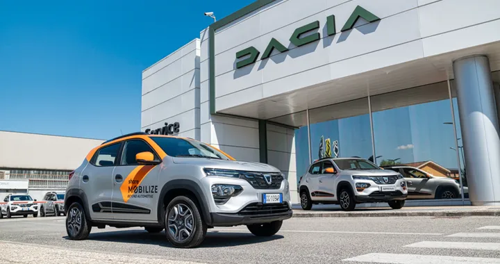 Mobilize lancia il car sharing elettrico per i dipendenti del Gruppo Renault Italia