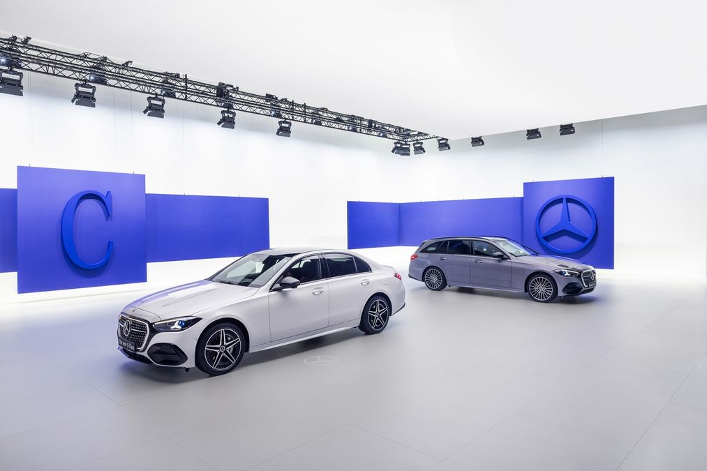 Anteprima: Nuova Mercedes-Benz Classe C, molto più che un restyling: resistono diesel e benzina