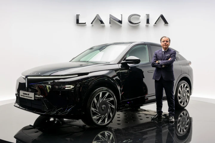 Lancia Ypsilon e Gamma non bastano: il CEO Belloni 