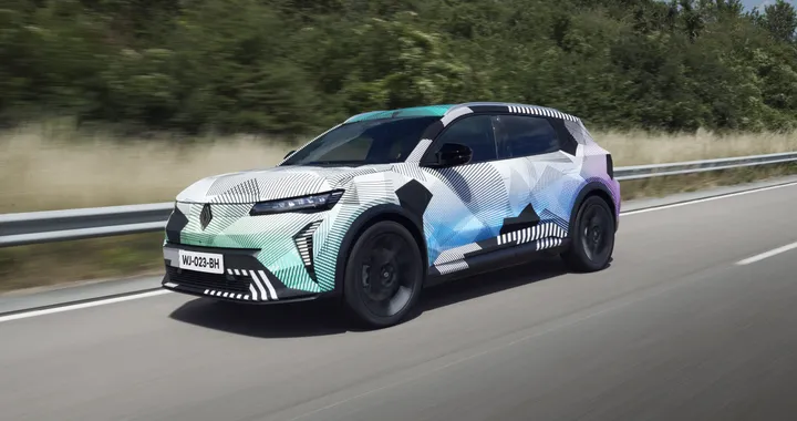 Renault Scenic E-TECH Electric, la nuova elettrica debutterà al Salone di Monaco
