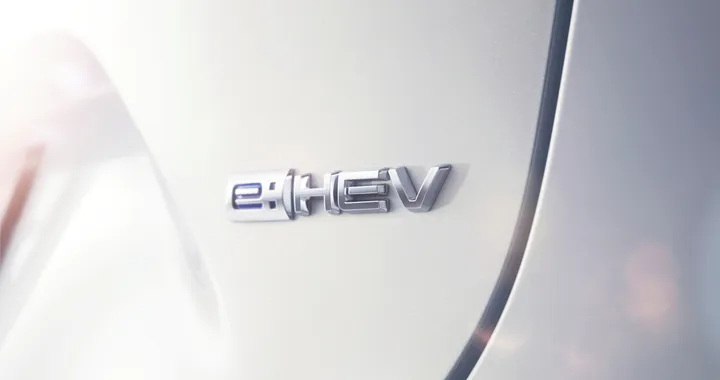 Honda HR-V: nuovi teaser del SUV compatto ibrido prima del suo debutto