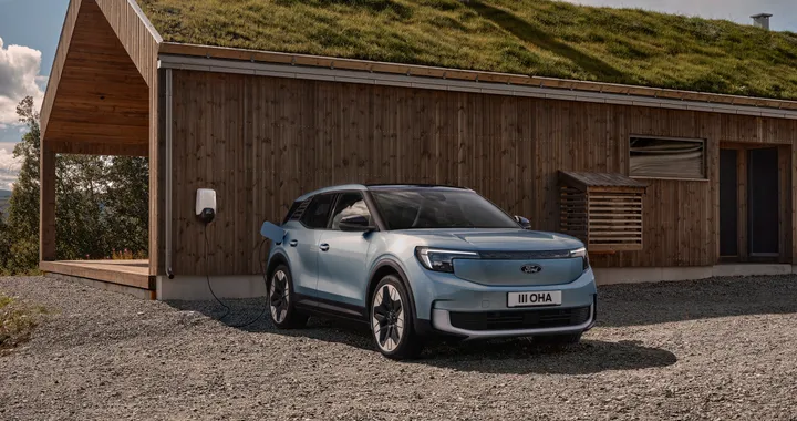Ford Explorer, partono gli ordini del SUV elettrico. Autonomia fino a 602 km