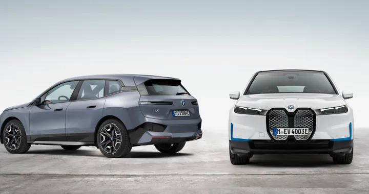 BMW, al CES 2022 la iX che cambia colore della carrozzeria
