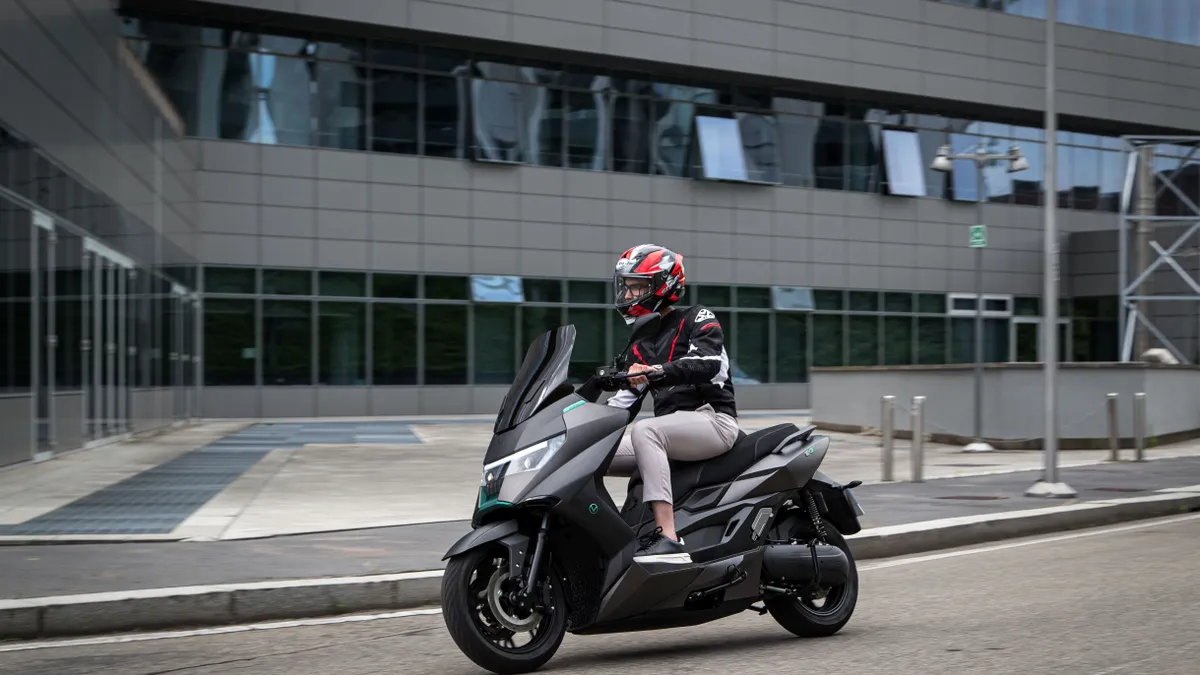 Nerva Exe II: la prova del nuovo scooter elettrico da 180 km di autonomia