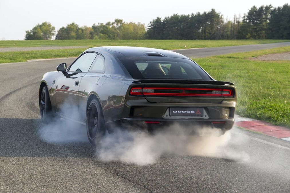 Anteprima: Dodge Charger, addio al V8 HEMI: il nuovo 6 cilindri ha più potenza e va più forte