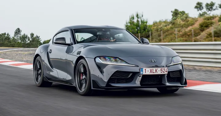 Toyota GR Supra, via agli ordini per la versione con cambio manuale. Da 66.500 €