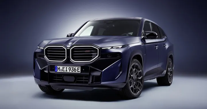 BMW XM si aggiorna: nuove opzioni per il maxi SUV ibrido Plug-in