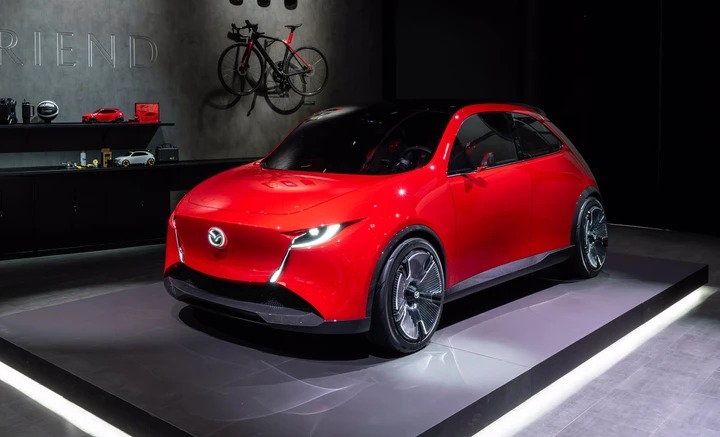 Mazda Vision X-Compact, ecco il concept di una piccola city car con AI empatica
