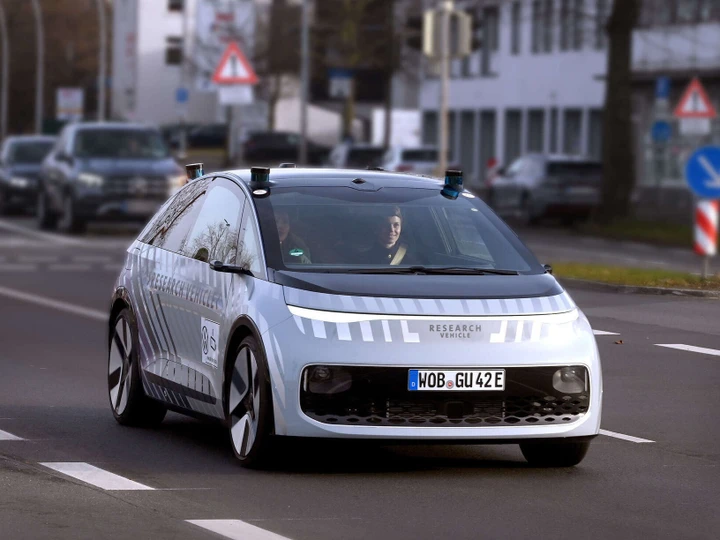 Volkswagen avvia i test su strada del veicolo a guida autonoma Gen.Urban