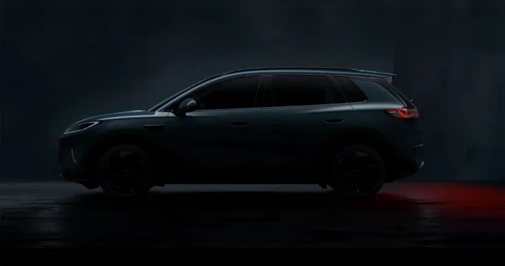 BYD Sealion 05: le prime immagini del nuovo SUV elettrico. Ecco cosa sappiamo