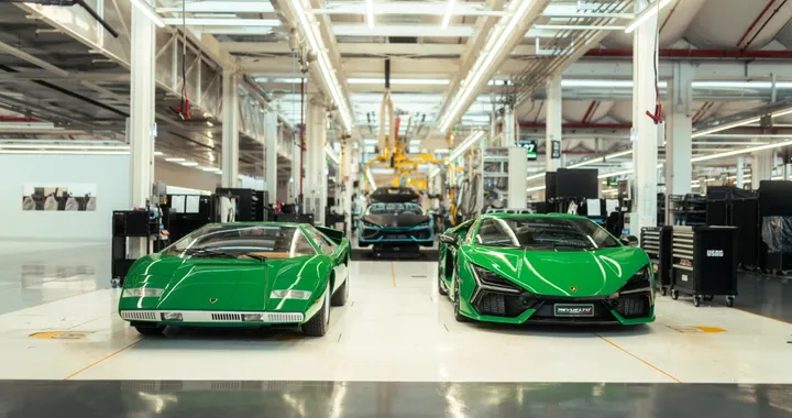Dalla Countach alla Revuelto: mezzo secolo di storia per Lamborghini