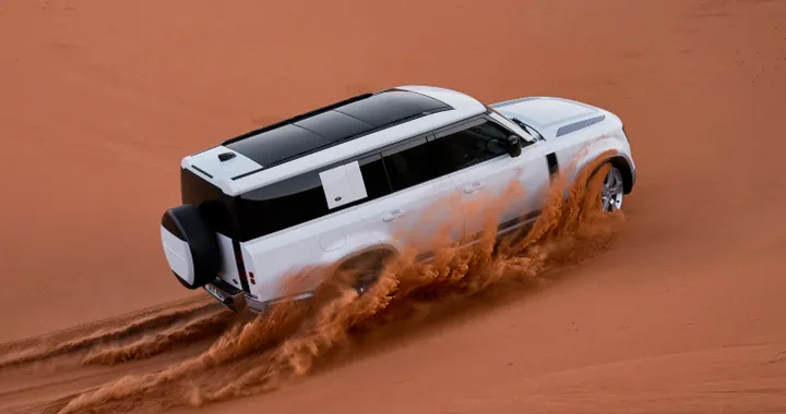 Land Rover Defender, la versione elettrica potrebbe arrivare nel 2025