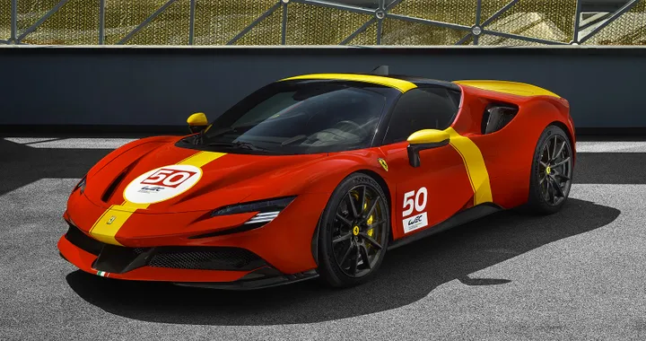 Ferrari SF90 Stradale, una livrea speciale per omaggiare le 499P a Le Mans