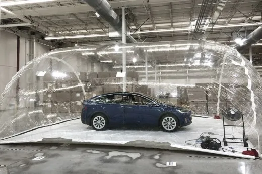 Tesla: il filtro dell'aria "a prova di armi biologiche"