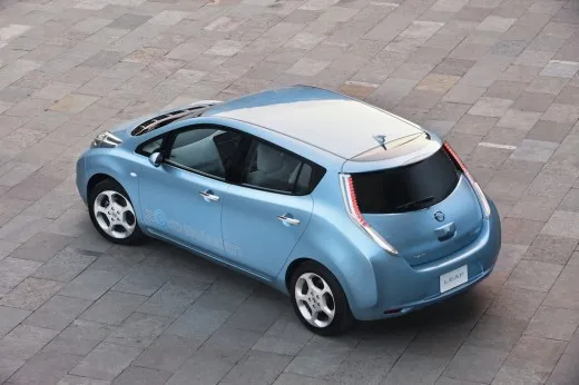 Nissan Leaf: 10 taxi elettrici per San Paolo