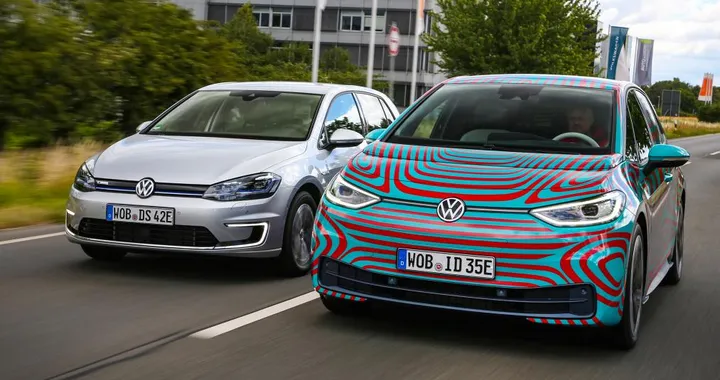 Volkswagen ID.3 sfida e-Golf in un primo confronto su Auto Express