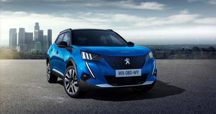 Nuova Peugeot 2008, la gamma si evolve: tre allestimenti e tre pack aggiuntivi