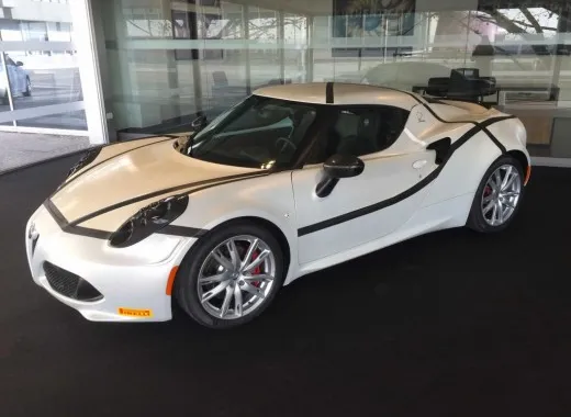 Motor Village Arese: arriva l'Alfa 4C da record