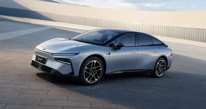 UE e la Cina ci provano ancora. Valutano prezzi minimi per le auto elettriche cinesi