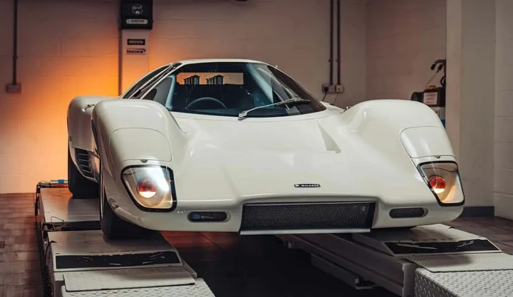 McLaren M6GT, MSO ricostruisce la prima vettura stradale di Woking