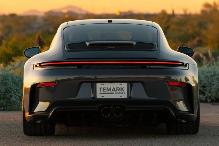 Porsche 911 in edizione limitata, tributo speciale alla Moldavia