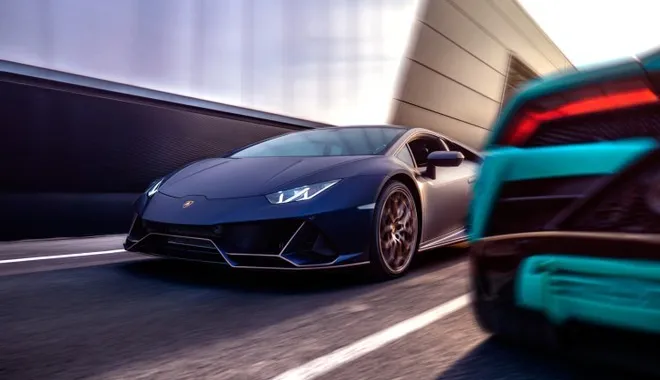 Lamborghini Sterrato: il Toro, amante dei tracciati più nudi e crudi, si svela sulla neve